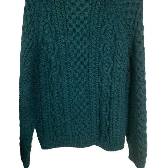 Women's Green Thick Knit Long-Sleeve Sweatshirt - Picture 2 of 2